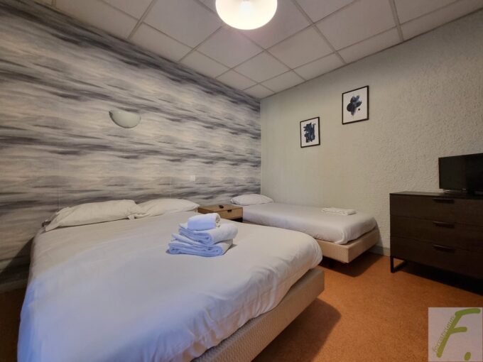 AIX-LES-BAINS – A VENDRE Fonds de commerce hôtel restaurant