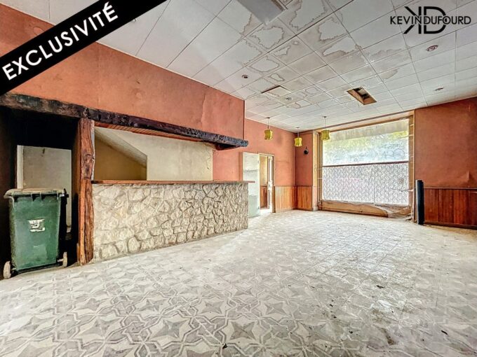 LOCAL COMMERCIAL de 66M2 à VALS LES BAINS