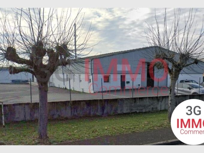 Local Industriel / Bâtiment à Niort