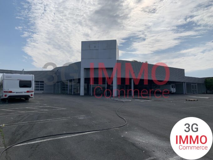 Local Industriel / Bâtiment à Migné-auxances