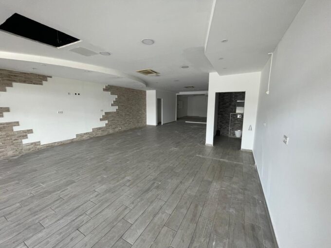 Local Commercial à Baie-mahault