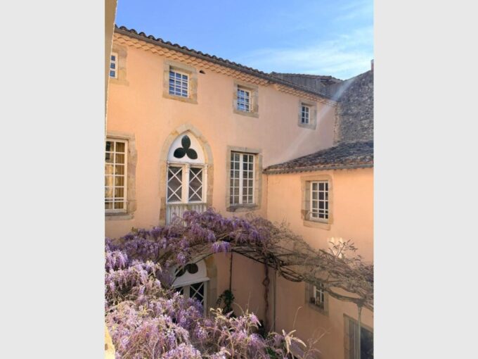 EXCLUSIVITE LIMOUX – MURS , MONASTERE , GITES, HERBERGEMENT , SEMINAIRE