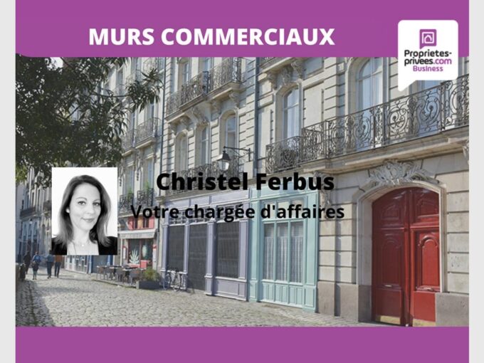 77184 EMERAINVILLE – Murs commerciaux  735 m²  – Avec parking privatif