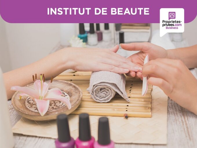 75017 PARIS – Institut de beauté et d’esthétique, Soins des ongles