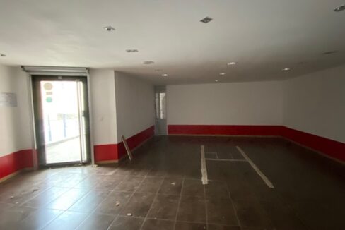 A vendre Murs local commercial 85 m² en auvergne Rhone alpes