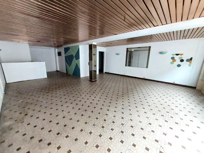 Local Commercial à Agen