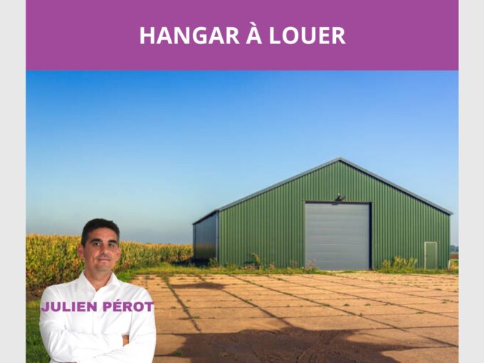22800 LANFAINS / SAINT-BRIEUC SUD/HANGAR PROFESSIONNEL 675 m² VOLUME EXCEPTIONNEL. ACCÈS POIDS LOURDS