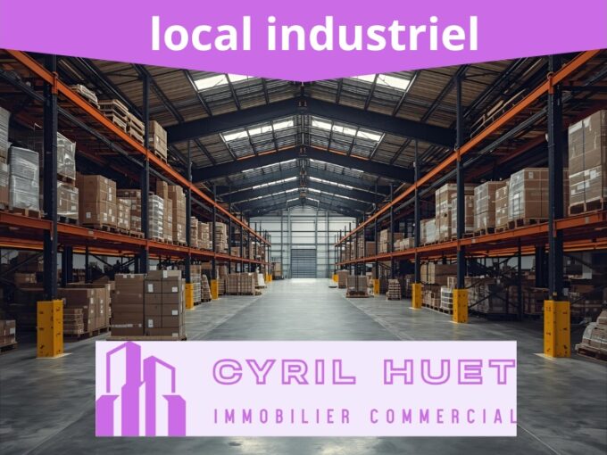 83310 GRIMAUD – Entrepôt / local industriel 380 m²