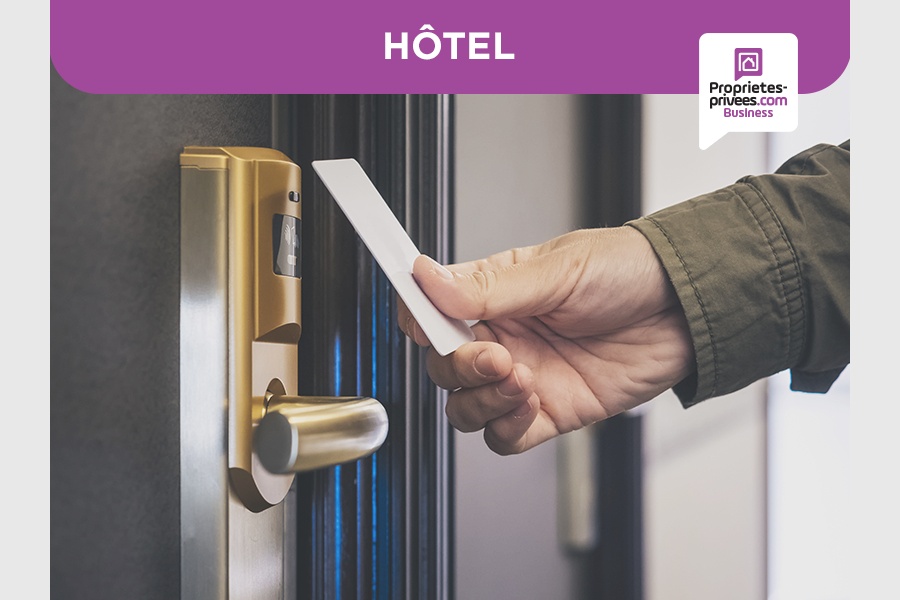 75020 PARIS – MURS COMMERCIAUX HOTEL SOCIAL 342 m²