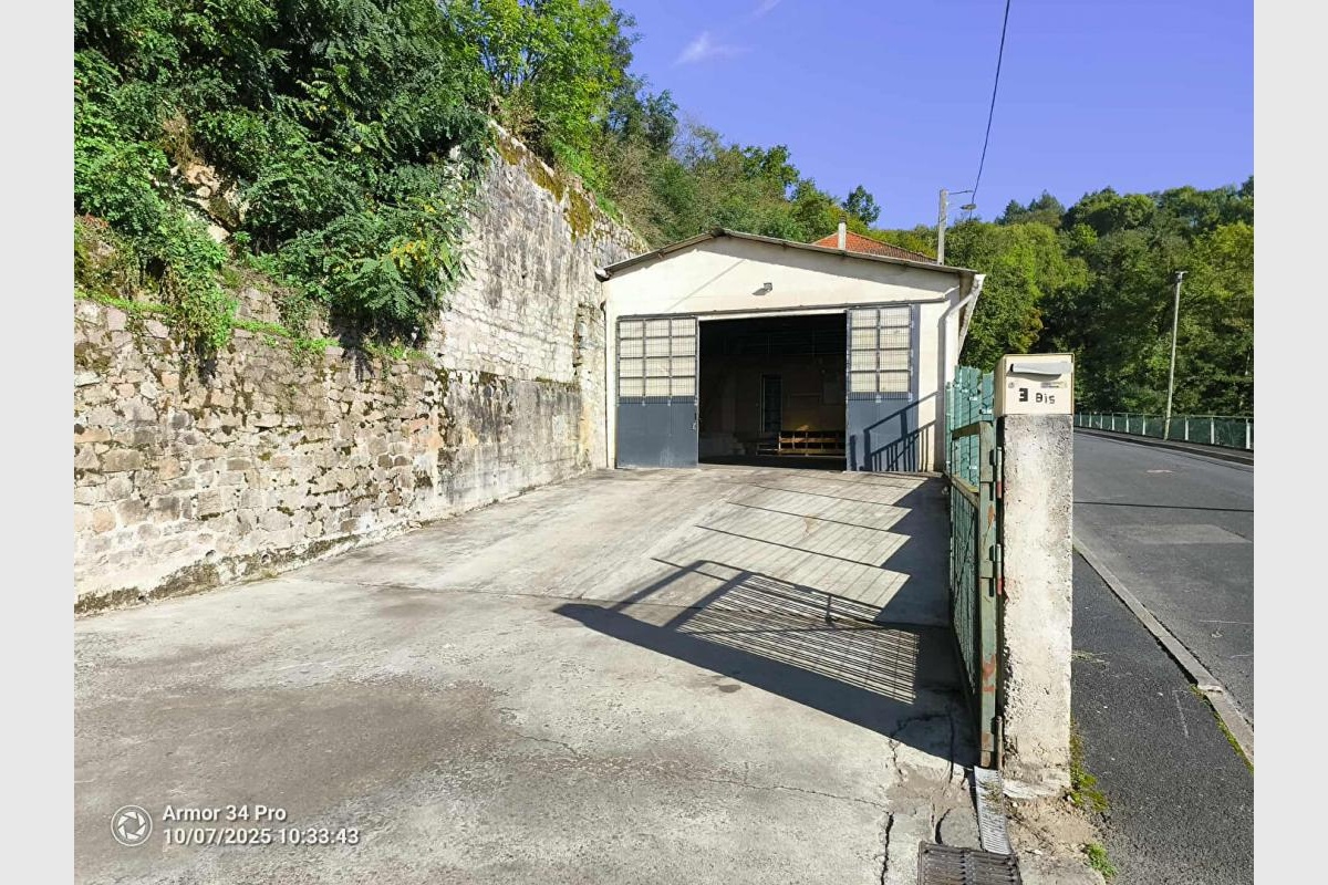 Entrepôt / local industriel Tulle 115 m2